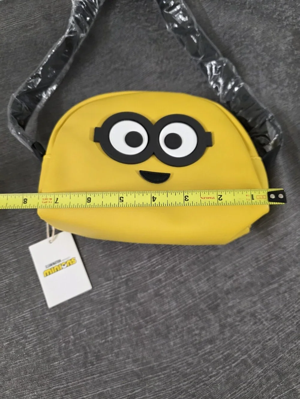 Miniso Minions Collection Half Moon Crossbody Bag(Yellow) NeW.